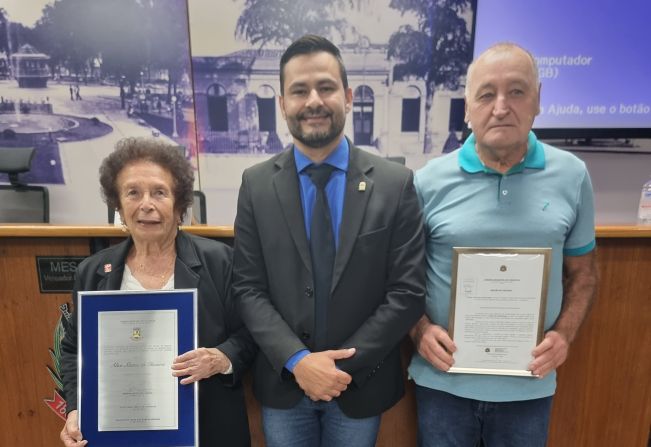 Alice Matos de Oliveira recebe homenagem na Câmara